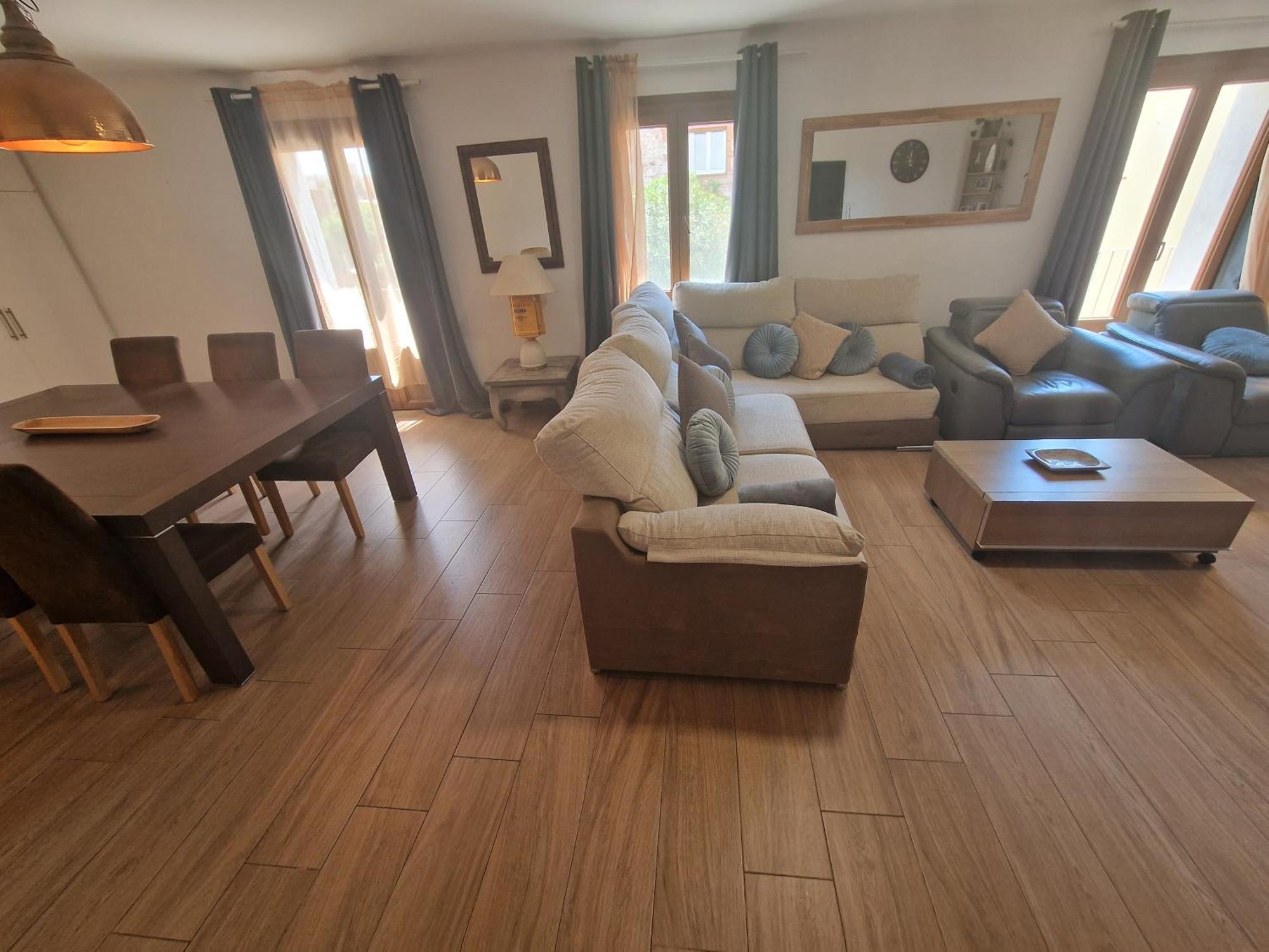 Newly Renovated Large Villa With Garden Кастело д'Емпуриес Екстериор снимка